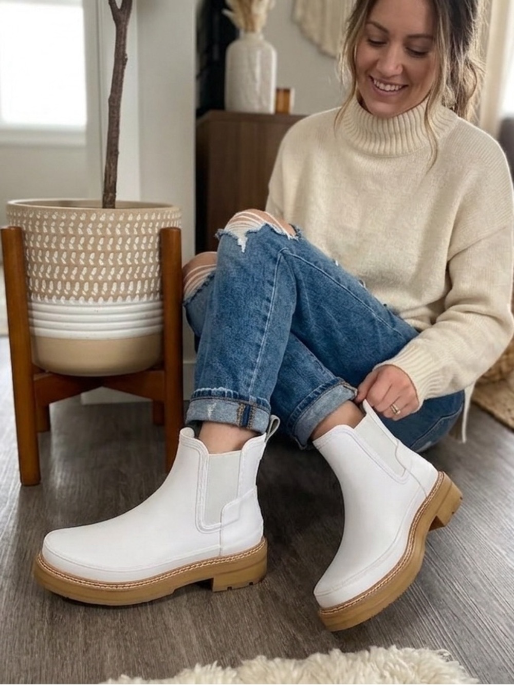 HUNTER Chelsea Rain Boots, US size 8 - Picture 14 of 15